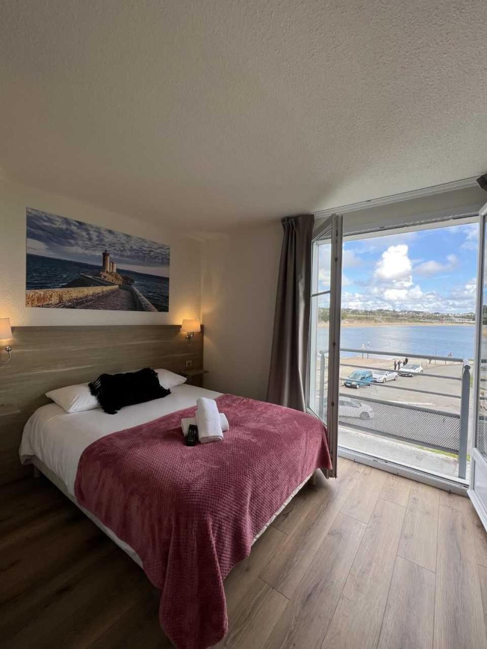 Couett'Hotel Brest Port De Plaisance, Les Pieds Dans L'Eau Exterior photo