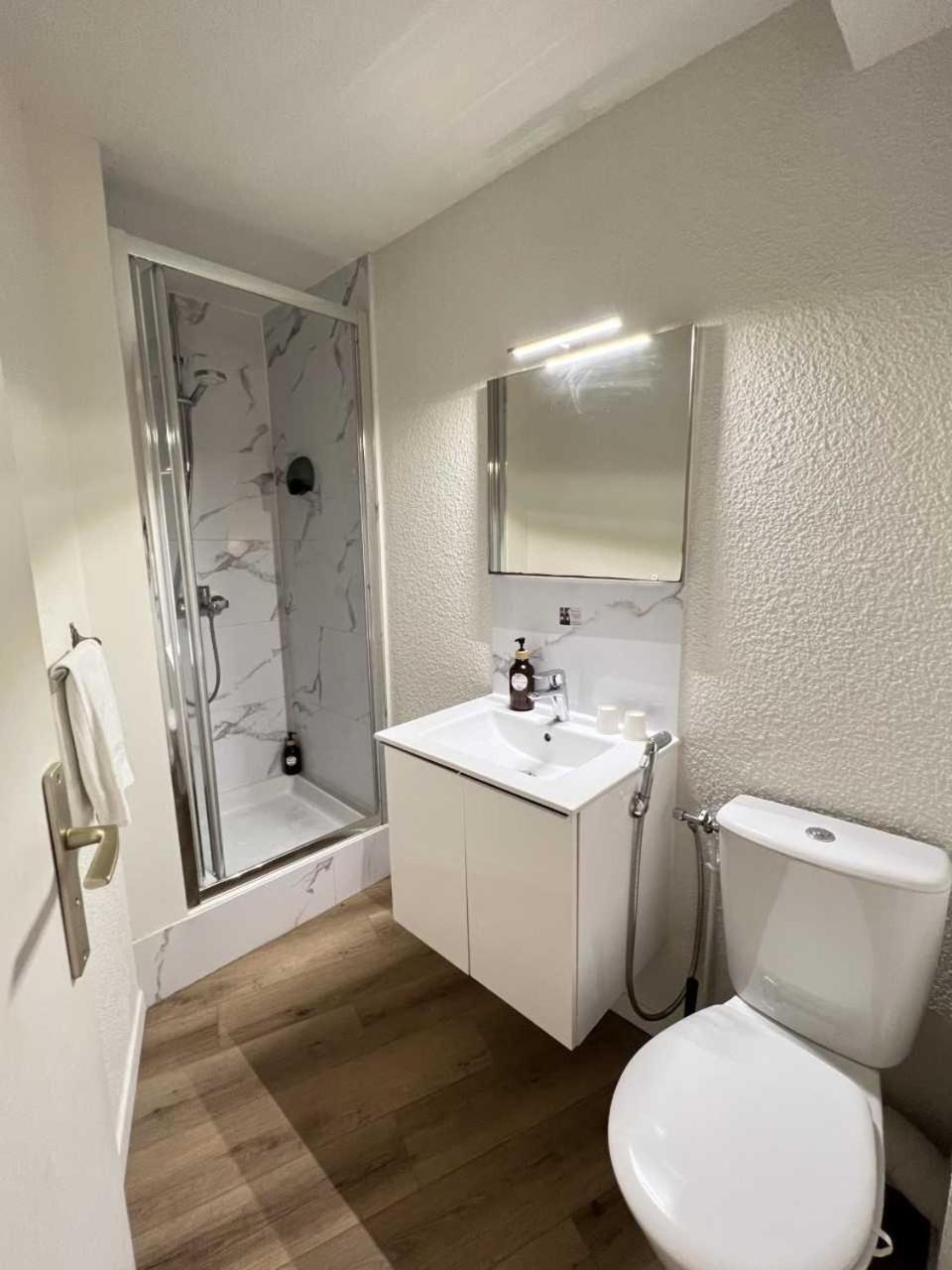 Couett'Hotel Brest Port De Plaisance, Les Pieds Dans L'Eau Exterior photo